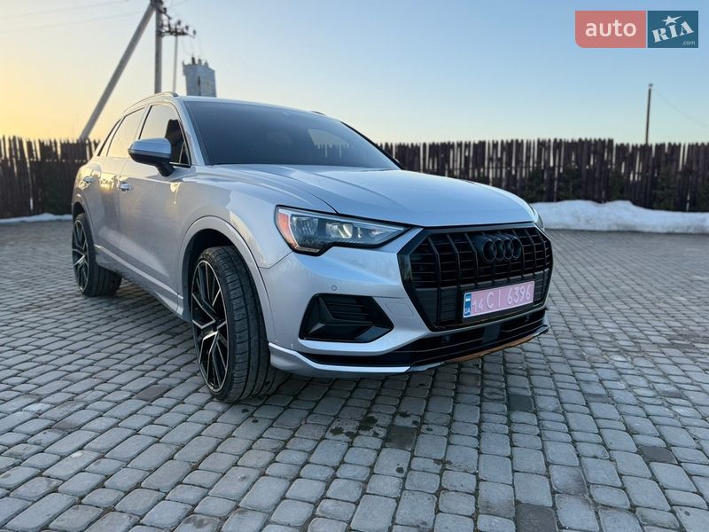 Позашляховик / Кросовер Audi Q3 2020 в Тернополі