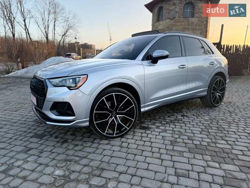 Позашляховик / Кросовер Audi Q3 2020 в Тернополі