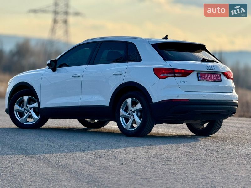 Позашляховик / Кросовер Audi Q3 2022 в Трускавці