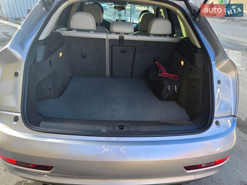 Позашляховик / Кросовер Audi Q3 2015 в Києві