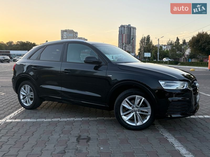 Внедорожник / Кроссовер Audi Q3 2017 в Одессе