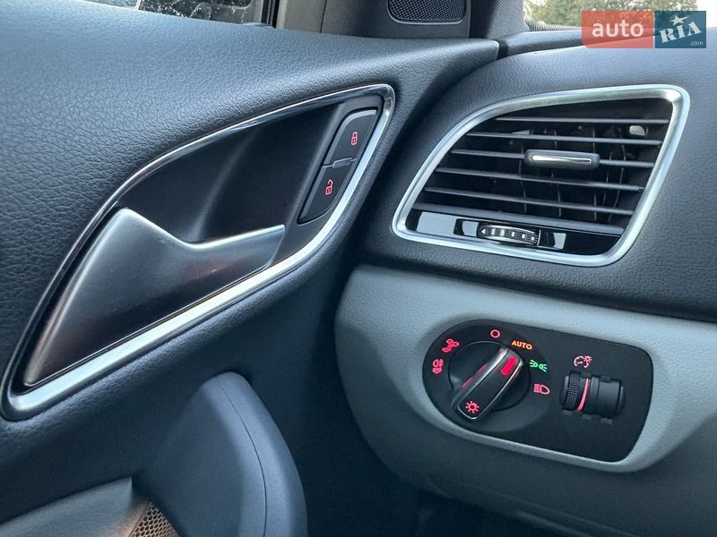 Внедорожник / Кроссовер Audi Q3 2017 в Одессе