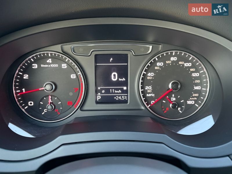 Внедорожник / Кроссовер Audi Q3 2017 в Одессе