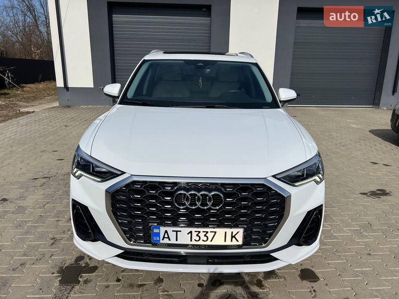 Внедорожник / Кроссовер Audi Q3 2020 в Ивано-Франковске