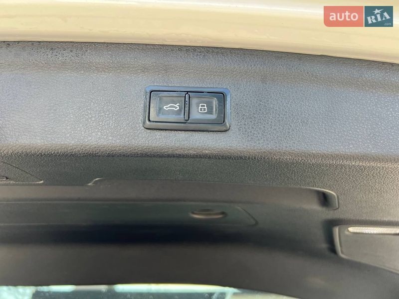 Внедорожник / Кроссовер Audi Q3 2020 в Ивано-Франковске