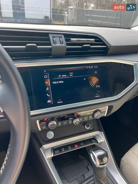 Внедорожник / Кроссовер Audi Q3 2020 в Ивано-Франковске