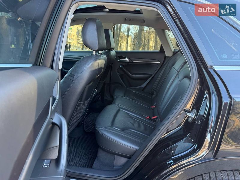 Внедорожник / Кроссовер Audi Q3 2012 в Запорожье
