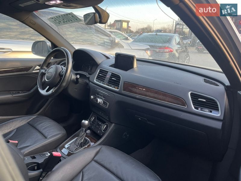 Позашляховик / Кросовер Audi Q3 2015 в Львові