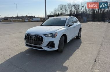 Позашляховик / Кросовер Audi Q3 2020 в Львові