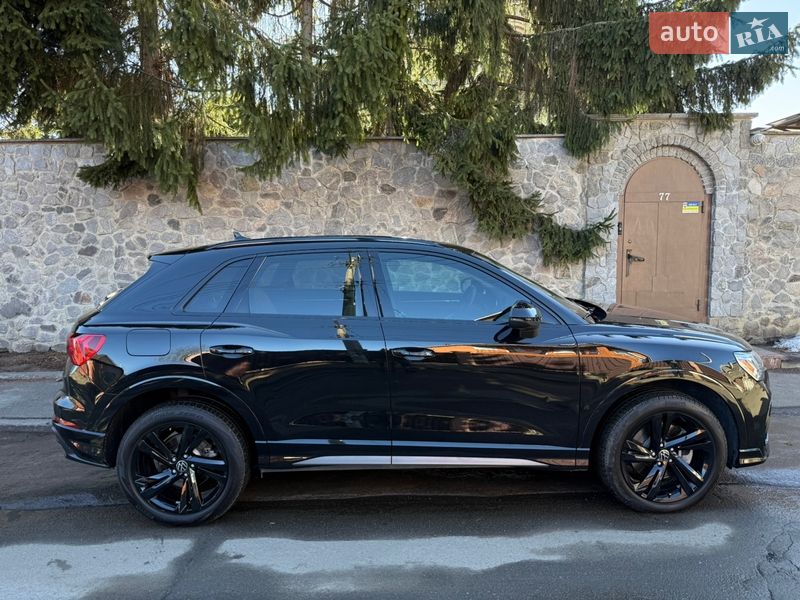 Позашляховик / Кросовер Audi Q3 2019 в Києві