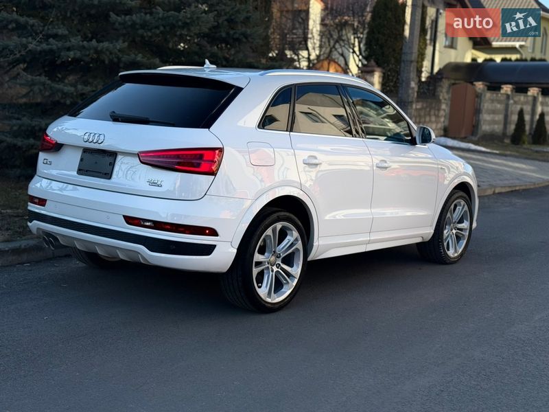 Позашляховик / Кросовер Audi Q3 2016 в Рівному
