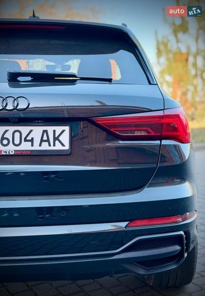 Внедорожник / Кроссовер Audi Q3 2023 в Одессе