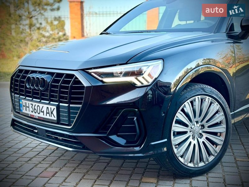 Внедорожник / Кроссовер Audi Q3 2023 в Одессе