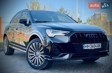 Внедорожник / Кроссовер Audi Q3 2023 в Одессе