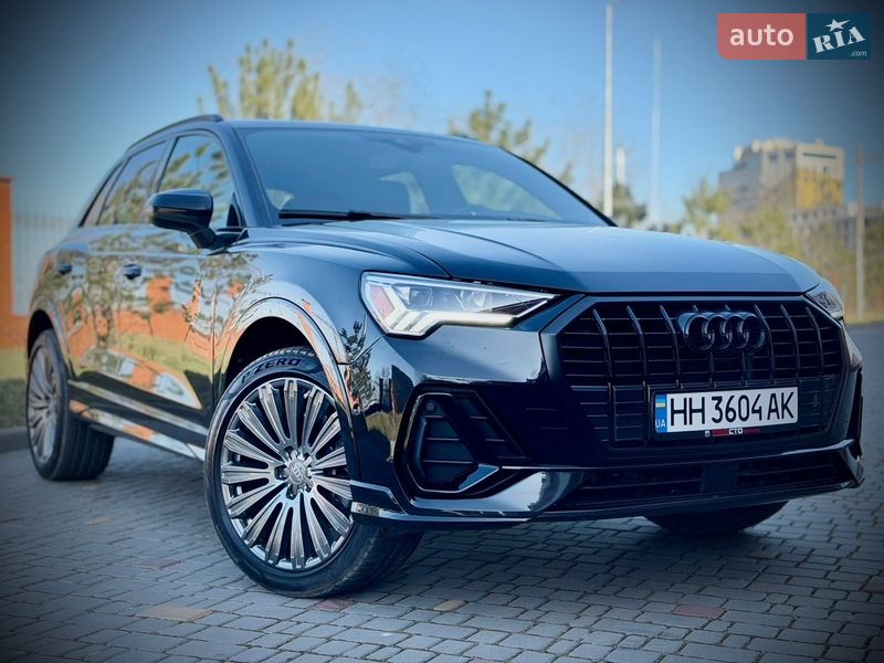 Внедорожник / Кроссовер Audi Q3 2023 в Одессе
