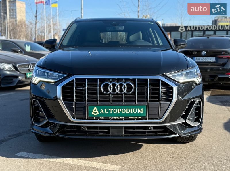 Позашляховик / Кросовер Audi Q3 2024 в Києві
