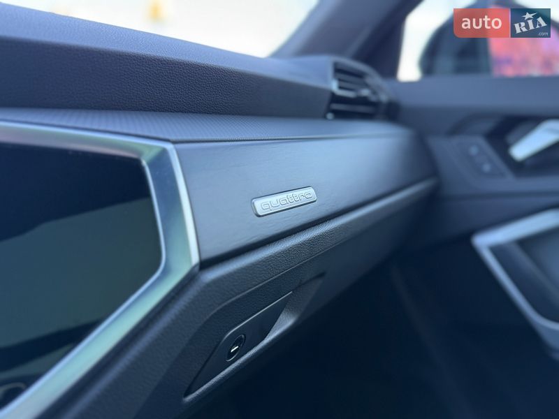 Позашляховик / Кросовер Audi Q3 2024 в Києві