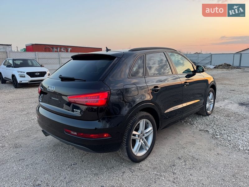 Внедорожник / Кроссовер Audi Q3 2016 в Радивилове