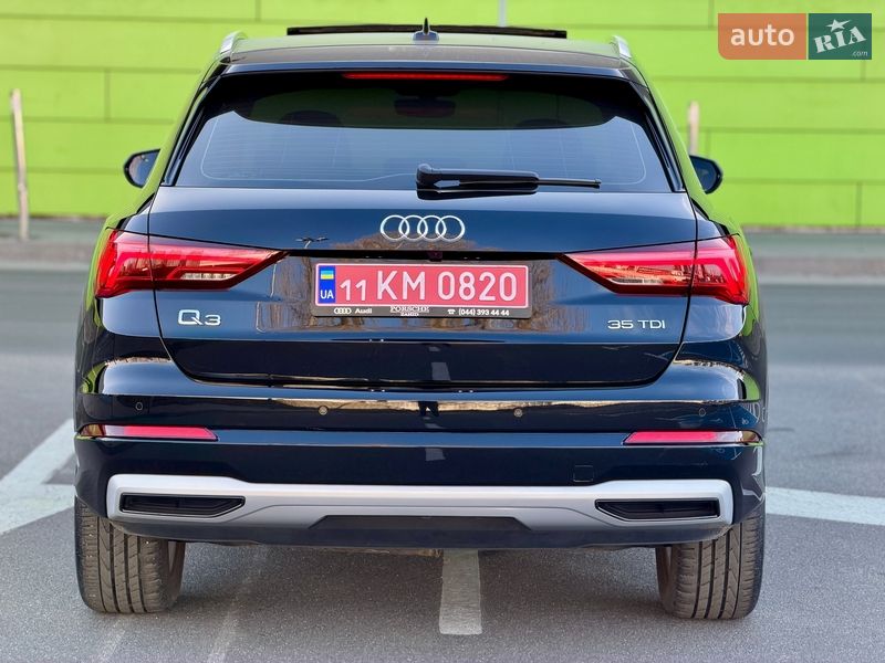 Внедорожник / Кроссовер Audi Q3 2020 в Киеве