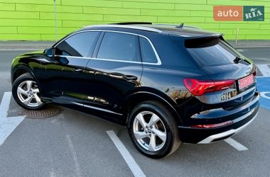 Внедорожник / Кроссовер Audi Q3 2020 в Киеве