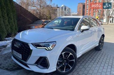 Позашляховик / Кросовер Audi Q3 2024 в Києві
