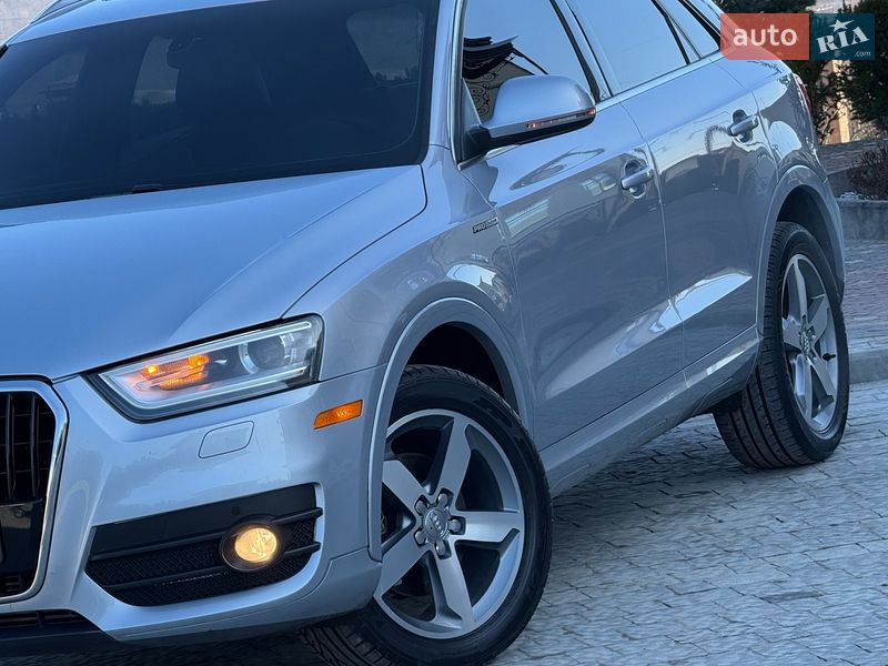 Внедорожник / Кроссовер Audi Q3 2015 в Дрогобыче
