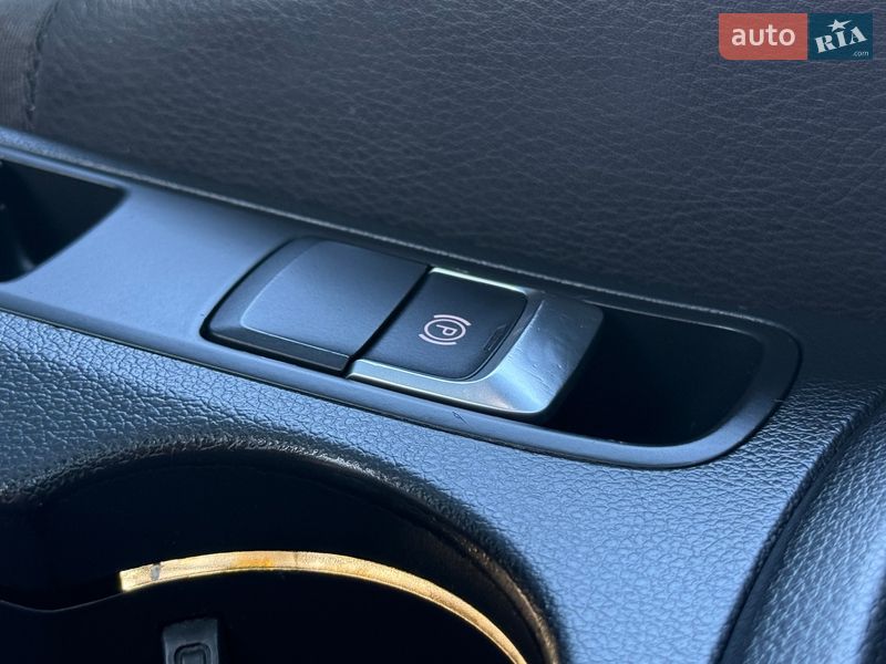 Внедорожник / Кроссовер Audi Q3 2015 в Дрогобыче