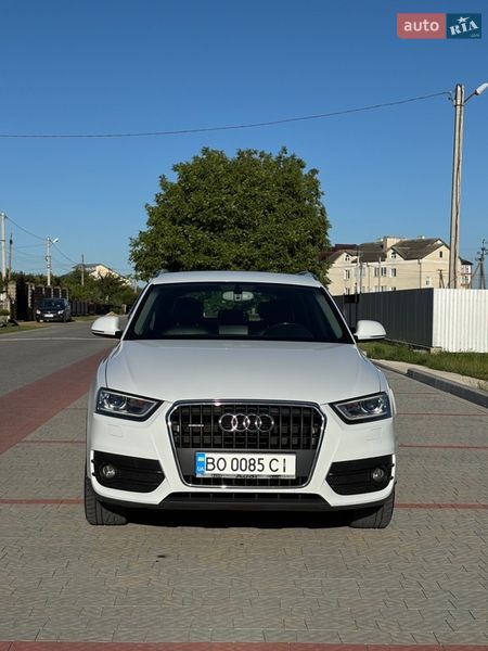 Позашляховик / Кросовер Audi Q3 2011 в Гусятині
