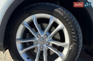 Позашляховик / Кросовер Audi Q3 2011 в Гусятині