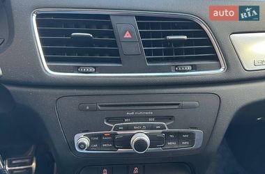 Внедорожник / Кроссовер Audi Q3 2011 в Киеве