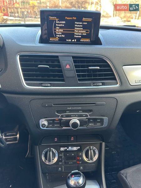 Позашляховик / Кросовер Audi Q3 2011 в Києві