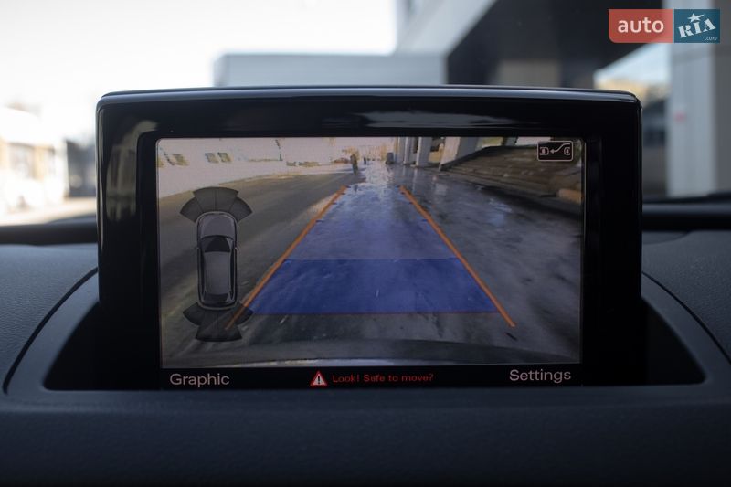 Позашляховик / Кросовер Audi Q3 2016 в Києві