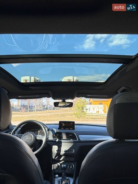 Позашляховик / Кросовер Audi Q3 2015 в Києві