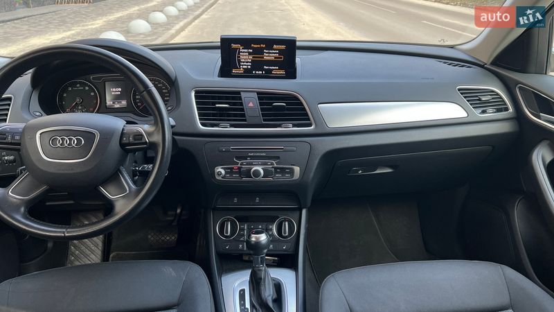 Внедорожник / Кроссовер Audi Q3 2016 в Харькове