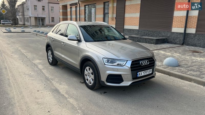 Внедорожник / Кроссовер Audi Q3 2016 в Харькове