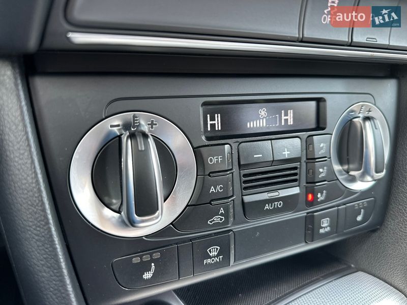 Позашляховик / Кросовер Audi Q3 2014 в Львові