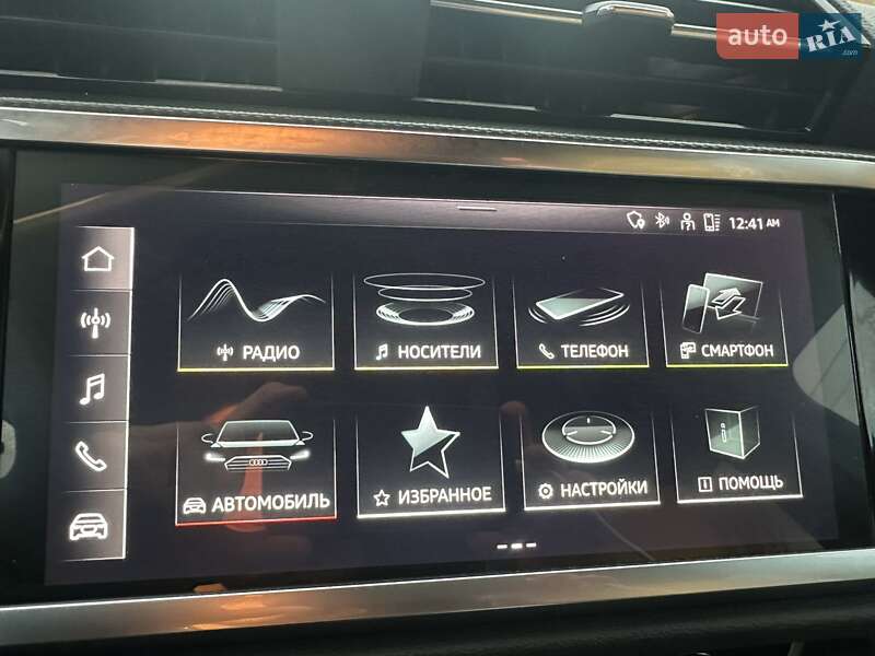 Позашляховик / Кросовер Audi Q3 2024 в Києві