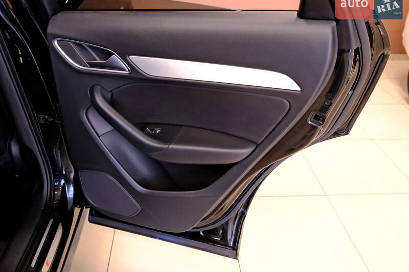 Позашляховик / Кросовер Audi Q3 2018 в Одесі