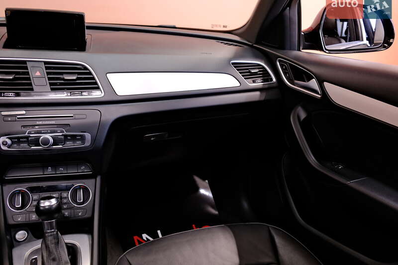 Позашляховик / Кросовер Audi Q3 2018 в Одесі