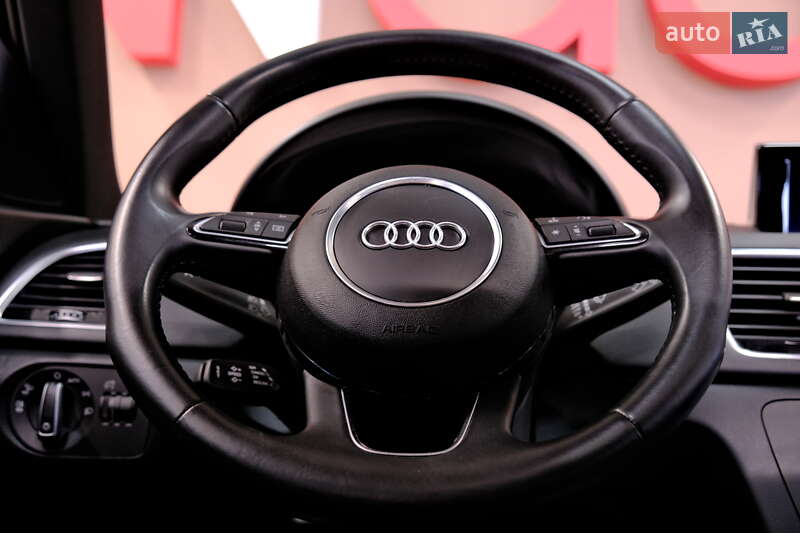 Позашляховик / Кросовер Audi Q3 2018 в Одесі