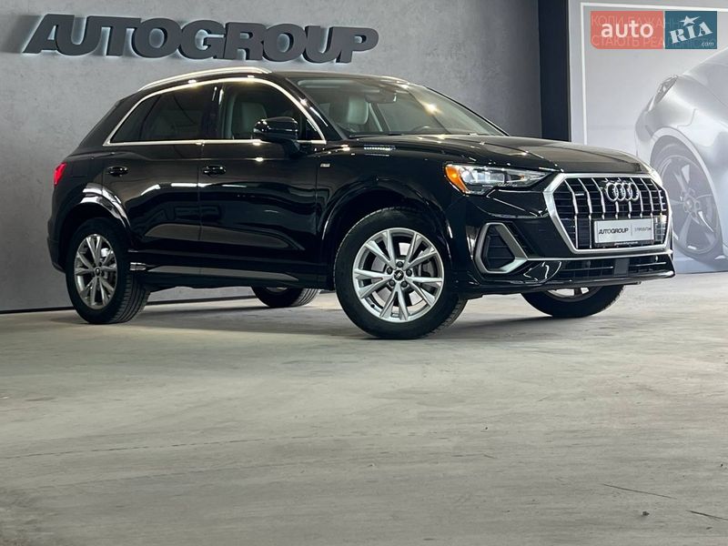 Внедорожник / Кроссовер Audi Q3 2022 в Одессе