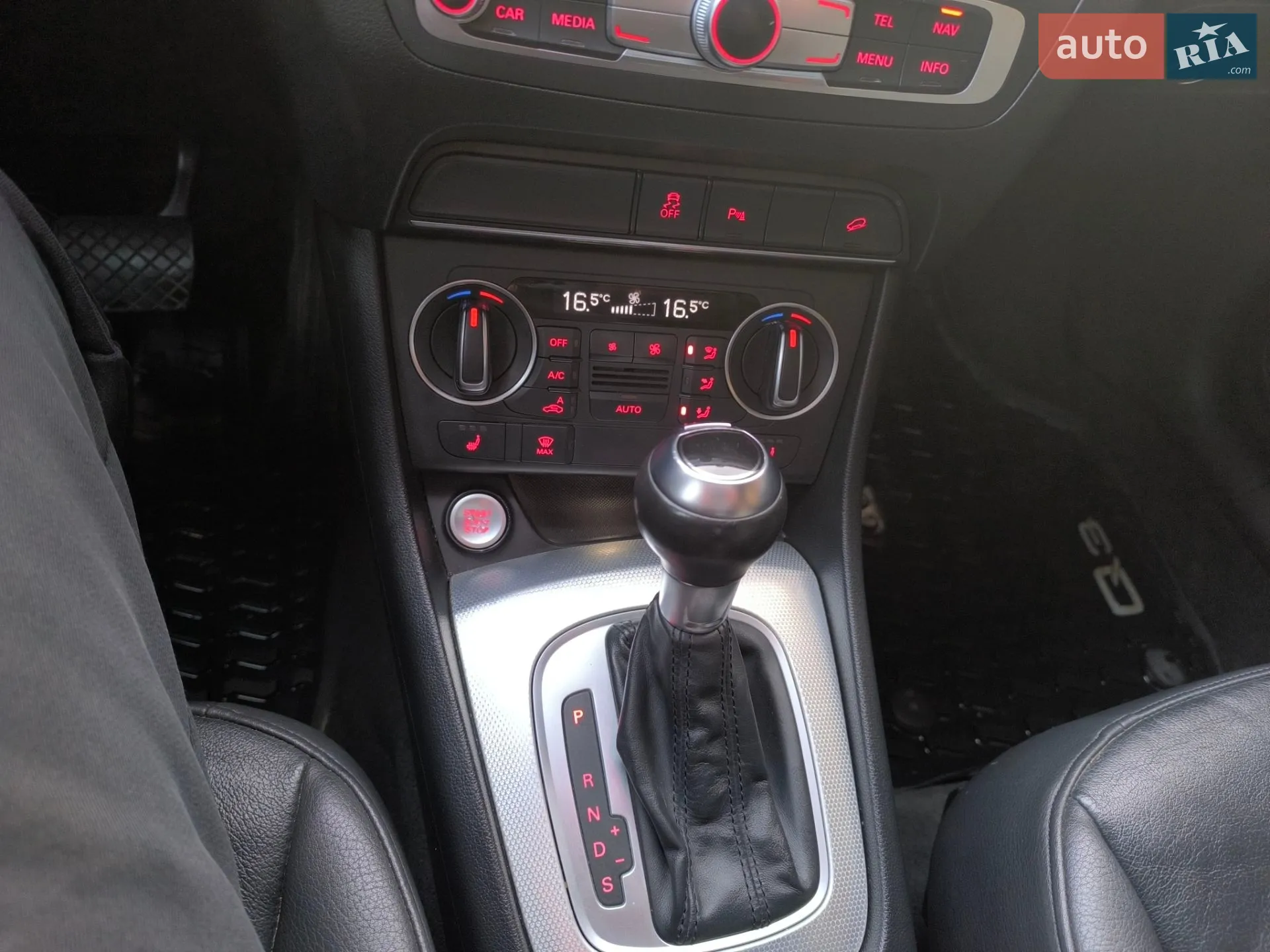 2016 Audi Q3 - мініатюра 10