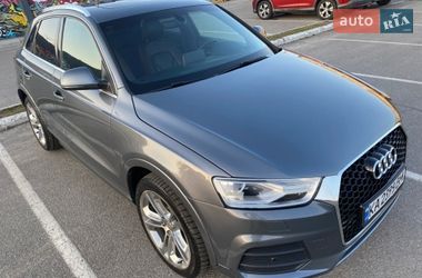 Позашляховик / Кросовер Audi Q3 2016 в Києві