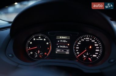 Внедорожник / Кроссовер Audi Q3 2015 в Киеве
