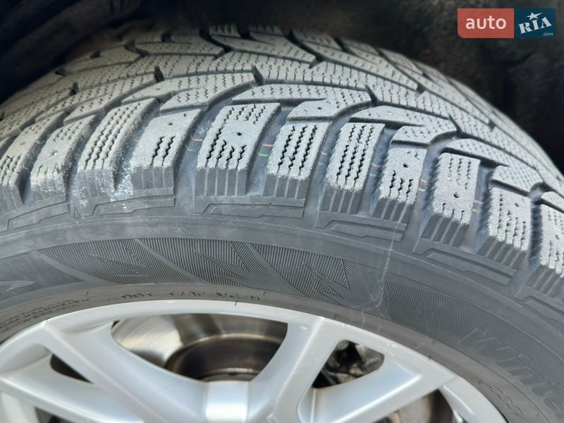 Внедорожник / Кроссовер Audi Q3 2014 в Киеве