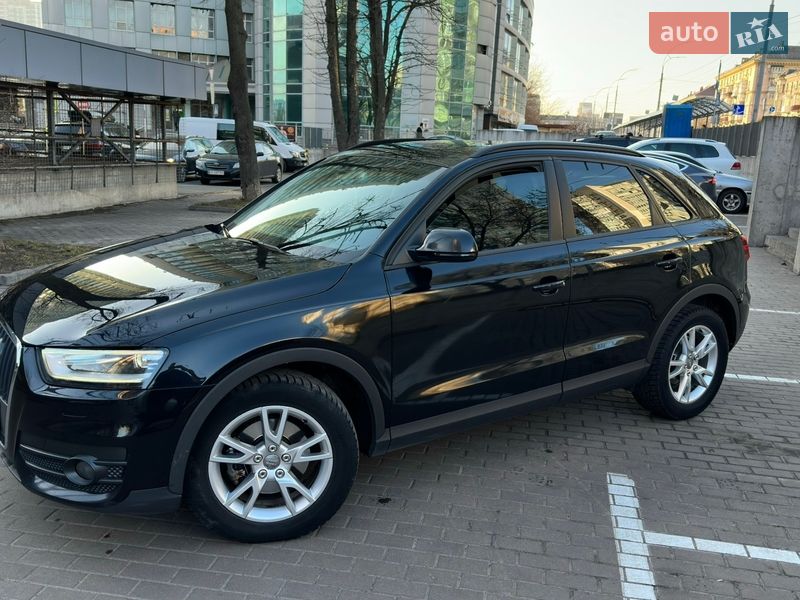 Внедорожник / Кроссовер Audi Q3 2014 в Киеве