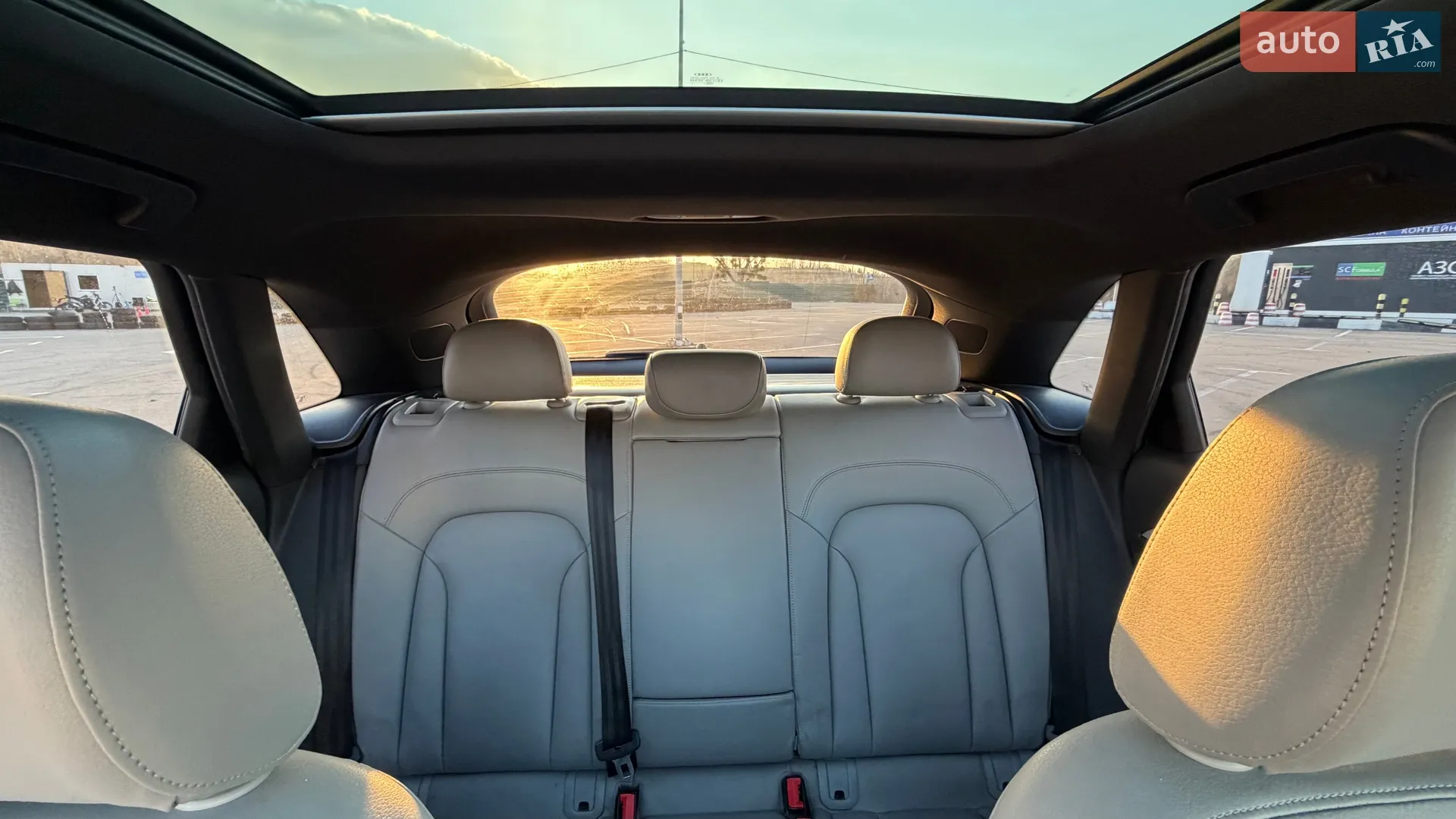 2018 Audi Q3 - мініатюра 16