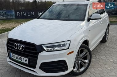 Внедорожник / Кроссовер Audi Q3 2015 в Ужгороде