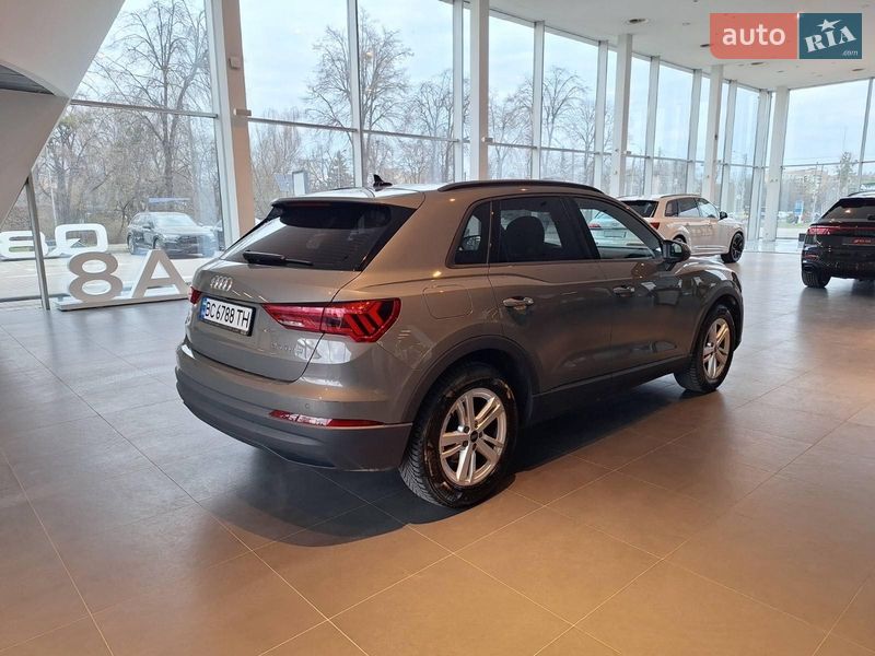 Внедорожник / Кроссовер Audi Q3 2024 в Львове фото 6 Внедорожник / Кроссовер Audi Q3 2024 в Львове