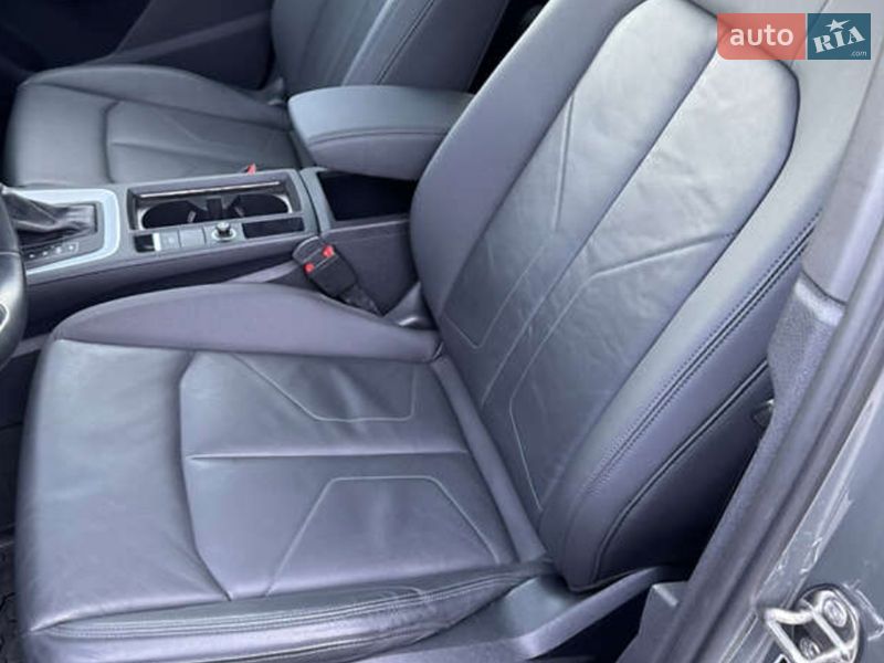 Позашляховик / Кросовер Audi Q3 2021 в Одесі